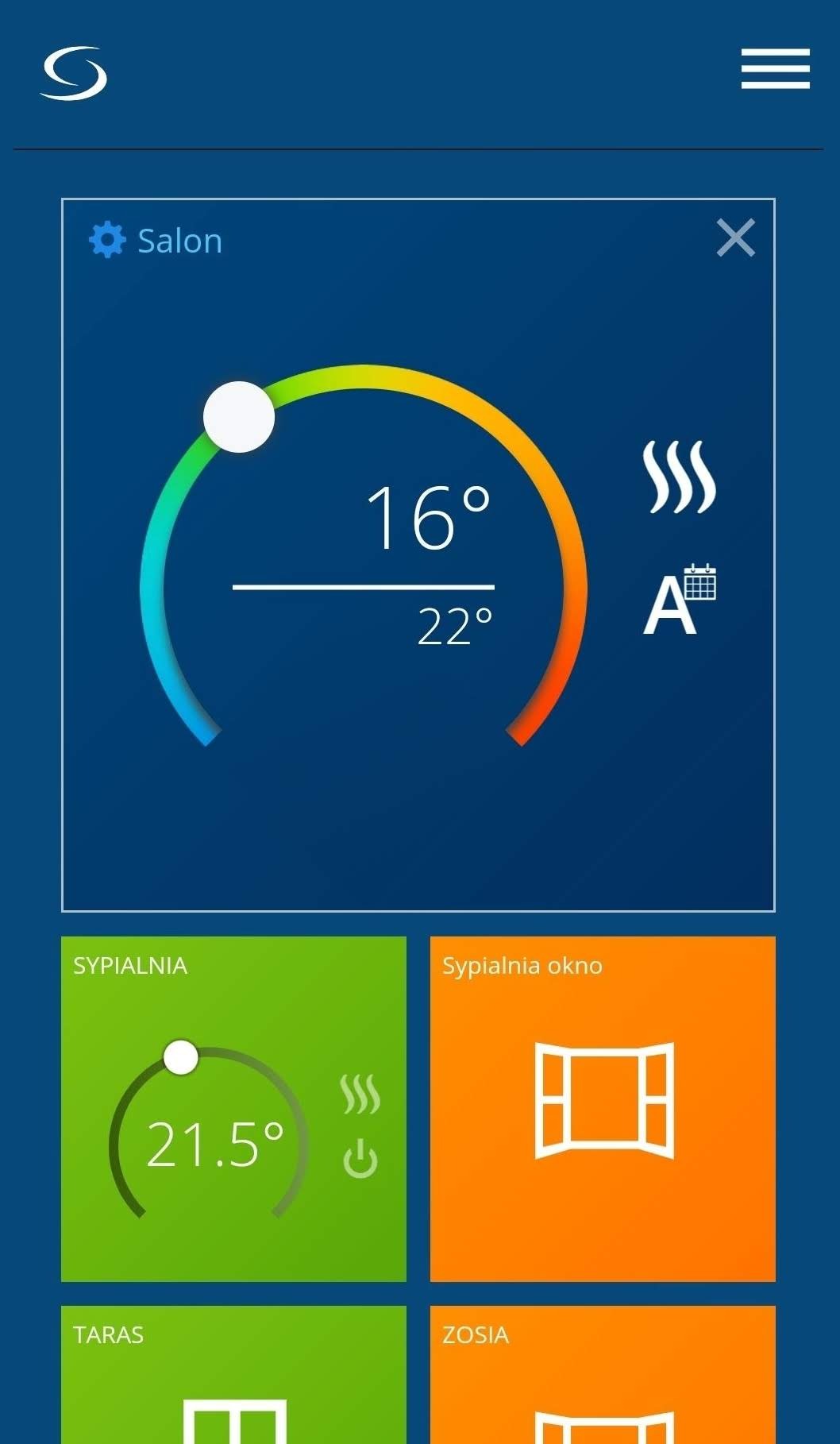 Aplikacja mobilna do sterowania temperaturą w domu, widok ekranu z ustawieniami dla salonu, sypialni i tarasu.