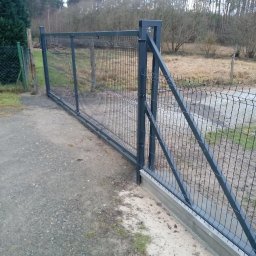 Brama przesuwna ocynkowana metalowa, malowana proszkowo ral 7016