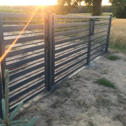 Brama rozwierana rozwierna metalowa ocynkowana malowana proszkowo ral 7016 