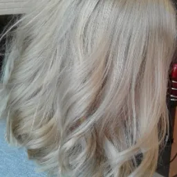 Koloryzacja blond Studio Urody 'Piękna OdNowa' Warszawa Targówek