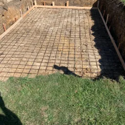 Zbrojenie pod ławę basenu