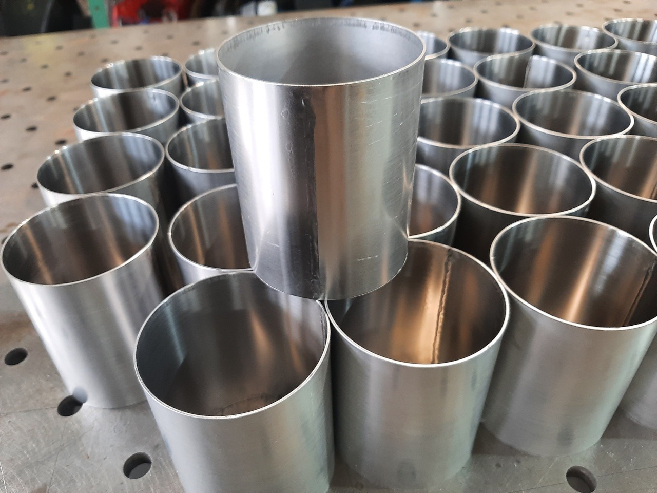 Zwijanie i spawanie rur