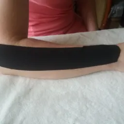 Aplikacja na 'łokieć tenisisty'