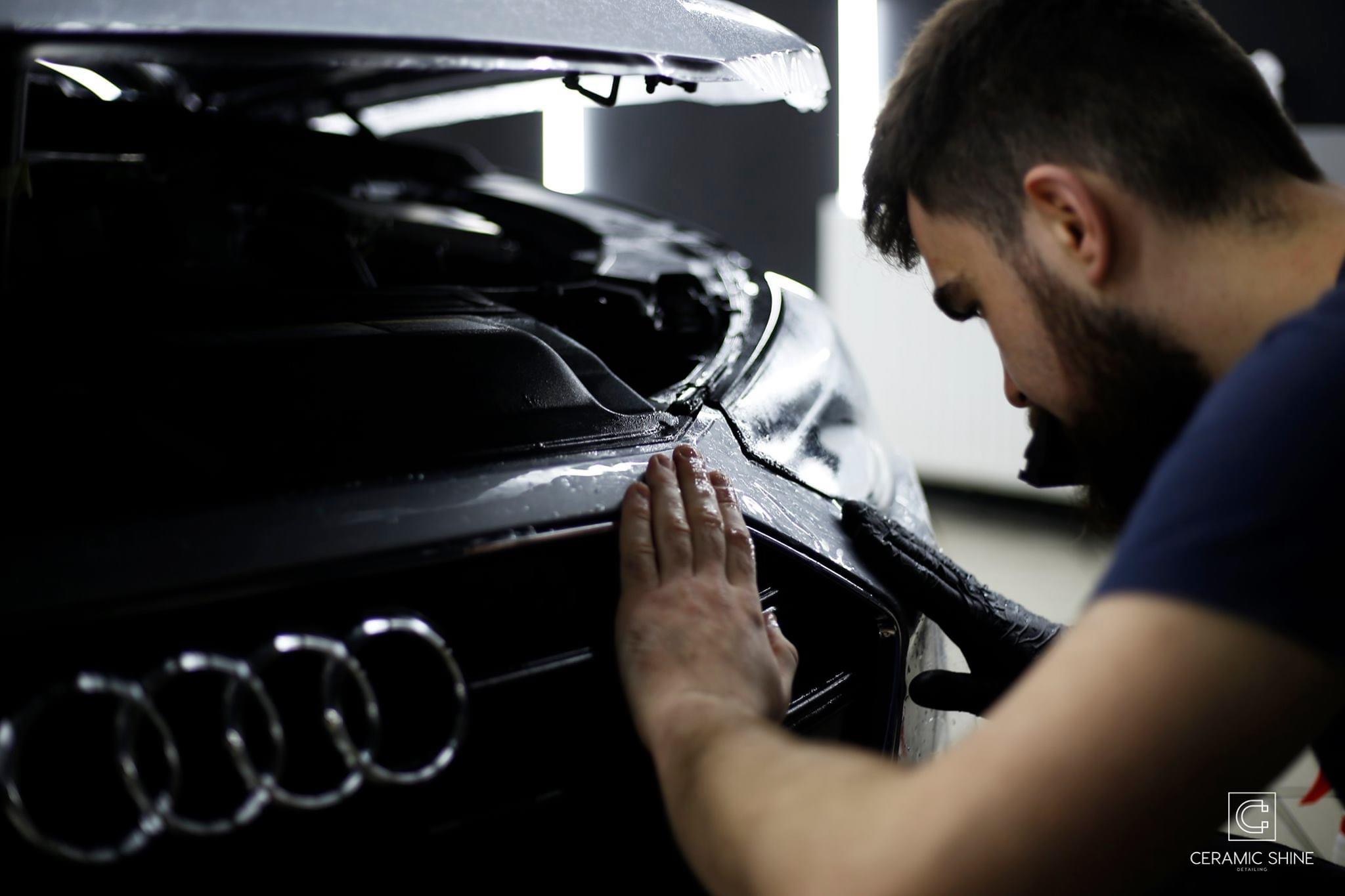 Aplikacja folii ochronnych