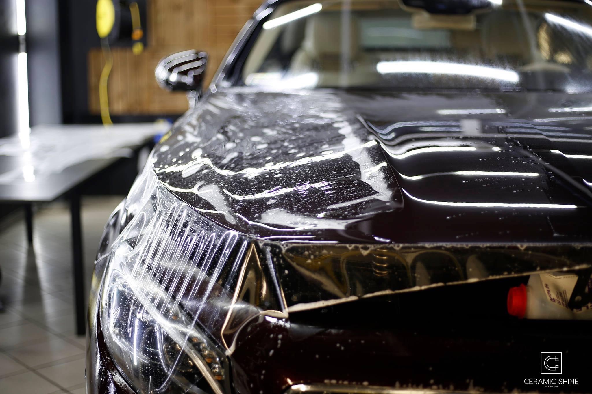 Bezbarwne folie ochronne