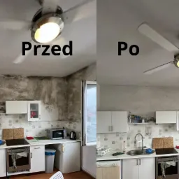 Zdjęcie typu 'przed i po' przedstawiające kuchnię z problemem zagrzybienia ściany i sufitu, po lewej stronie widać silne zawilgocenie i ciemny nalot, po prawej stronie ściana i sufit są odnowione...