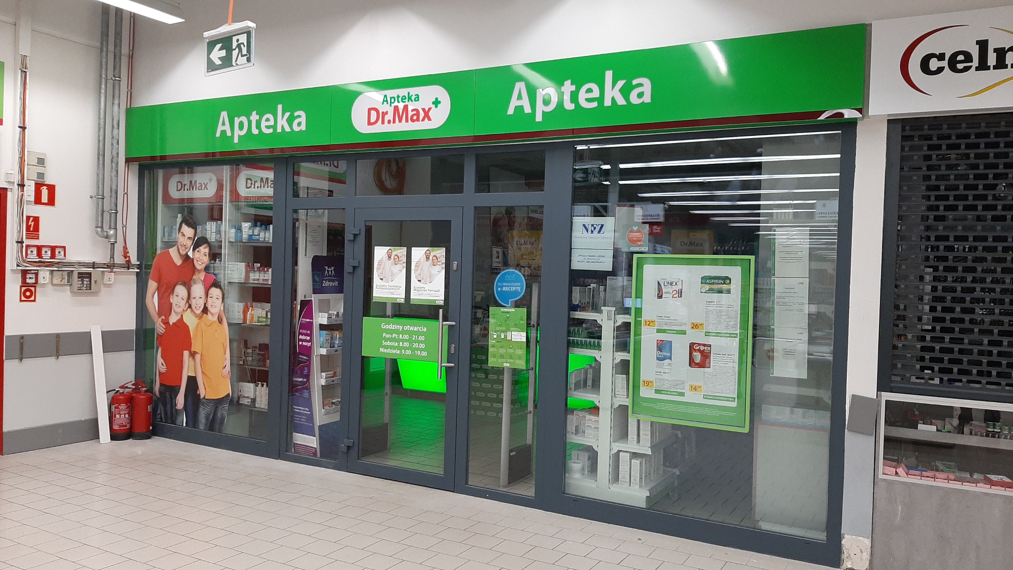 Aluminiowe kasetony z podświetleniem LED