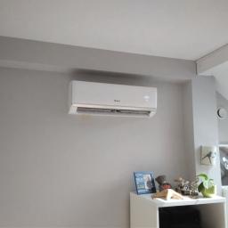 Montaż klimatyzatora w pokoju na poddaszu domu jednorodzinnego - Radom