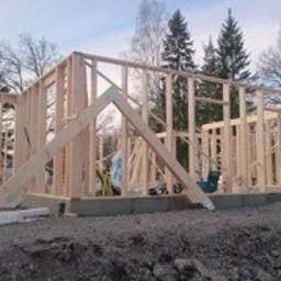 Budowa domu. Szkielet drewniany. Etap 1