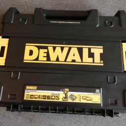 Pracujemy na sprzętach firmy DeWalt.