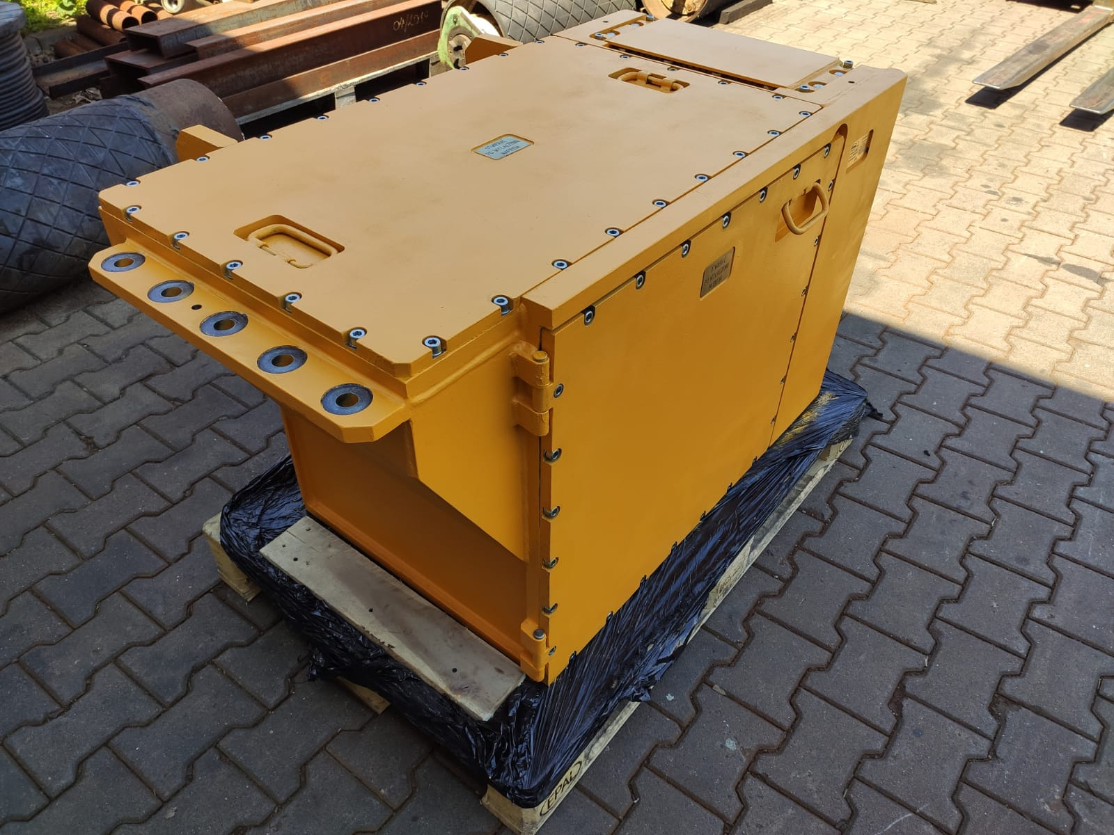 Wykonanie skrzyń elektrycznych (część mechaniczna) posiadająca stopień szczelności IP-67.