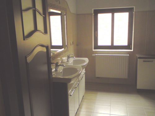 Remont mieszkania,domu,położenie płytek-glazury,instalacje elektryczne