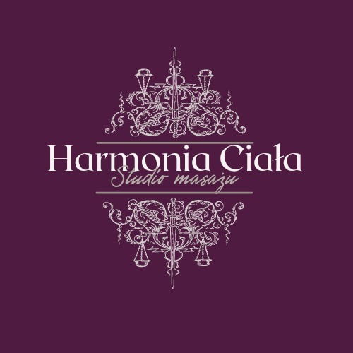 Logo studia 'Harmonia Ciała' z napisem 'Studio masażu' na fioletowym tle, ozdobione symetrycznym, secesyjnym ornamentem.