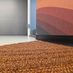 Force Woman Aldona Kr&oacute;lak - Układanie Wykładzin Warszawa