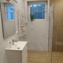 FachGro usługi remontowe - Montaż drzwi Żnin