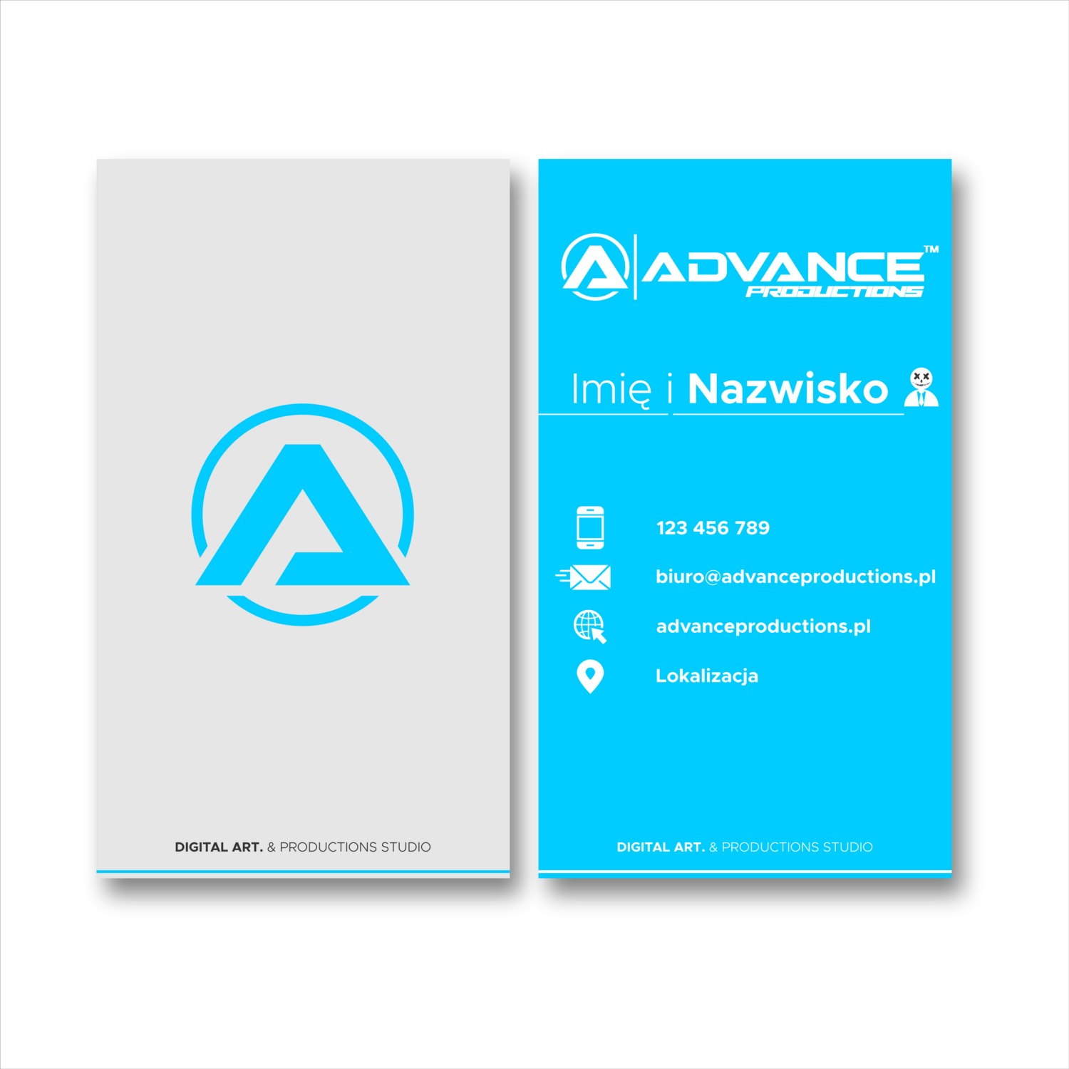 Dwie wizytówki z logo firmy Digital Art & Productions Studio, jedna w kolorze jasnoszarym z niebieskim logo, druga w kolorze błękitnym z białym logo i danymi kontaktowymi.