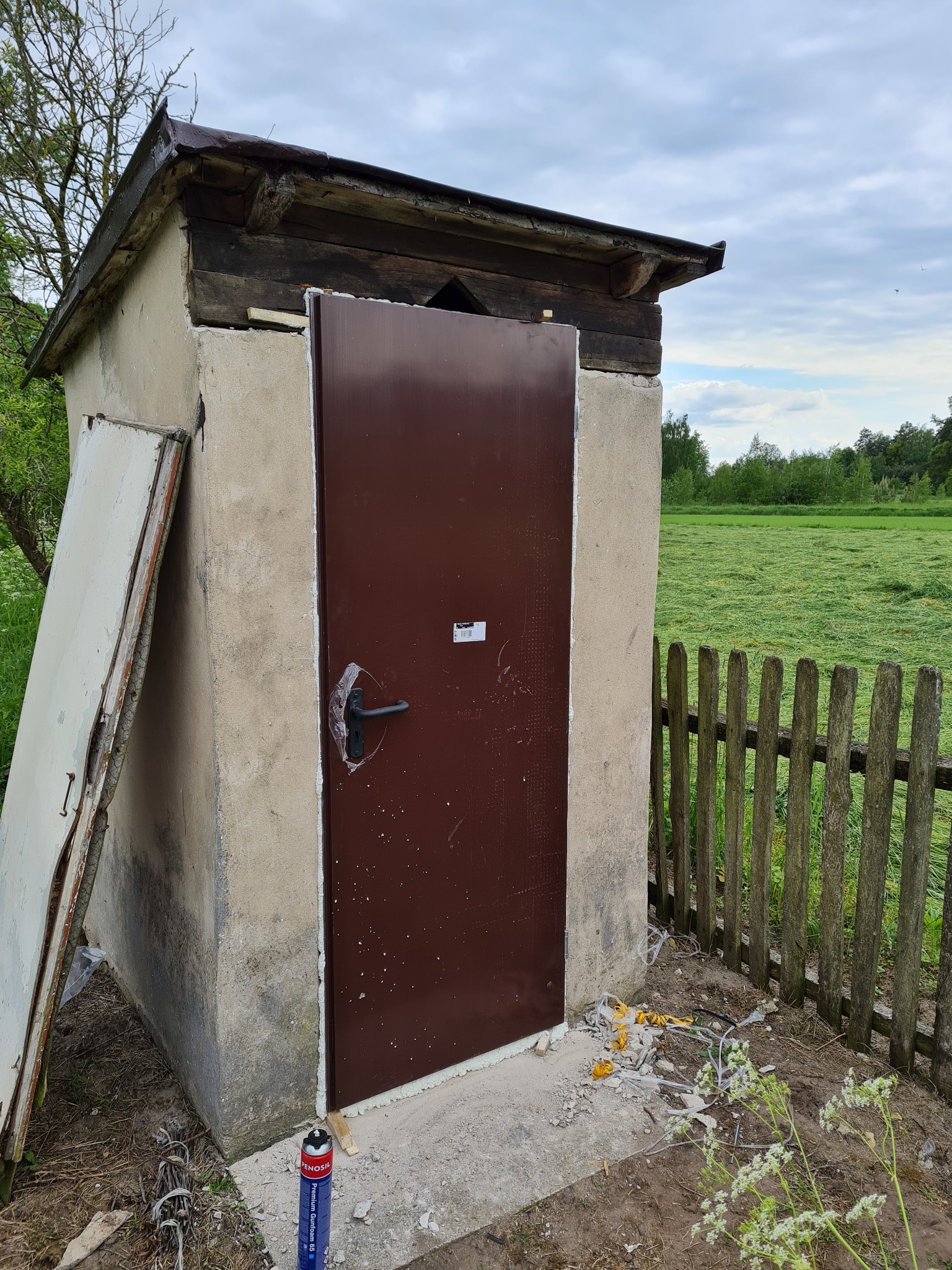 Nie boimy się wyzwań 🤣🤭drzwi techniczne braz :)