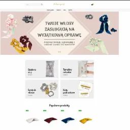 Strona główna sklepu internetowego z jedwabnymi i lnianymi gumkami do włosów, opaskami na oczy, termoforami i kartami podarunkowymi. Baner reklamowy z hasłem: Twoje włosy zasługują na wyjątkową...