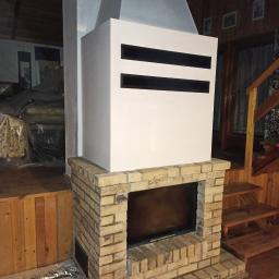 Świeży kominek. Robiony od podstaw. Wcześniej burzony poprzedni. 