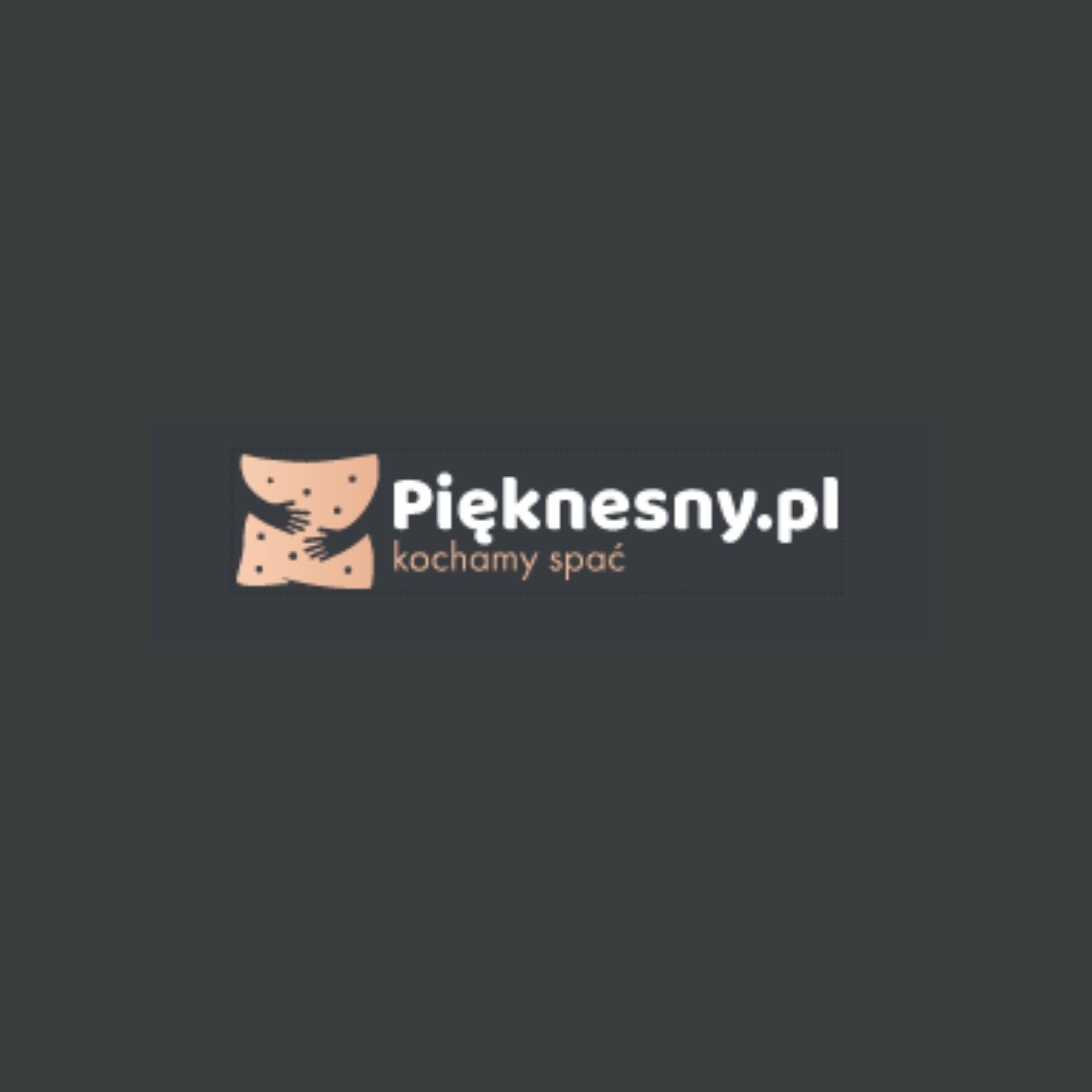 Logo sklepu internetowego Pieknesny.pl z grafiką poduszki obejmowanej przez ręce i hasłem 'kochamy spać'.