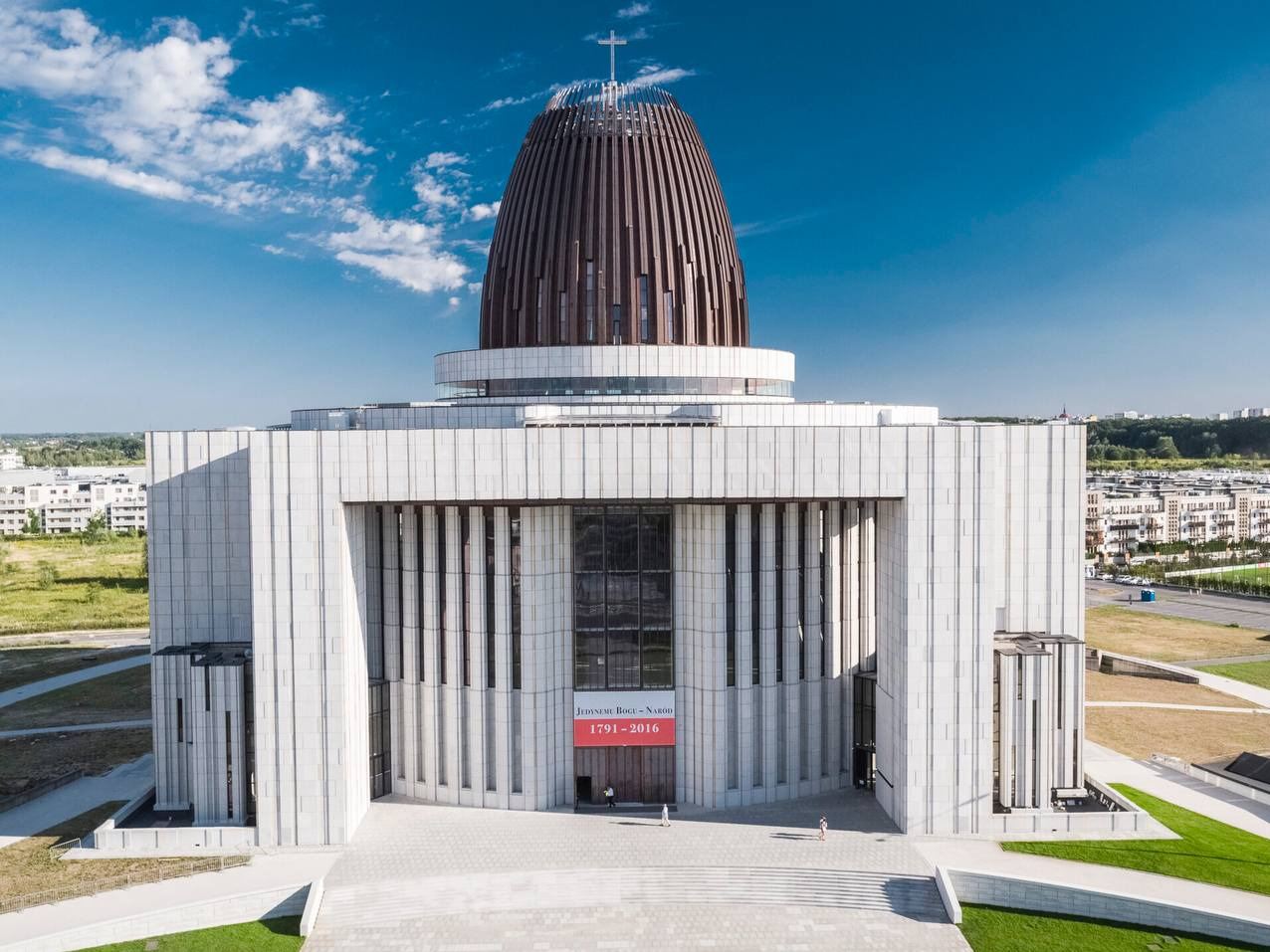 Systemy fasadowe – Świątynia Opatrzności Bożej w Warszawie