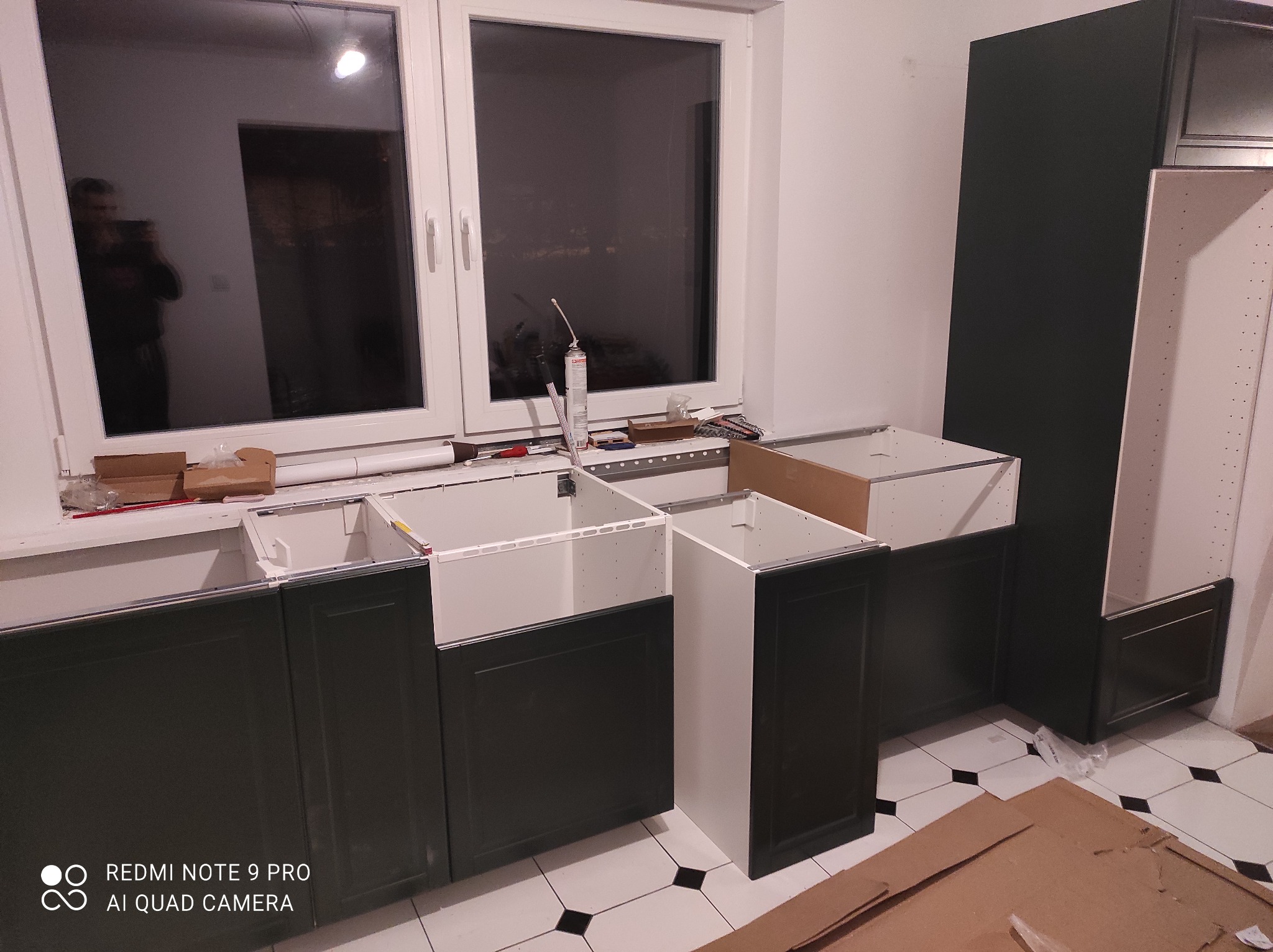 Składanie i montaż mebli Ikea