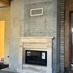 Marmurowy portal z wkładem Floki M od Kratki