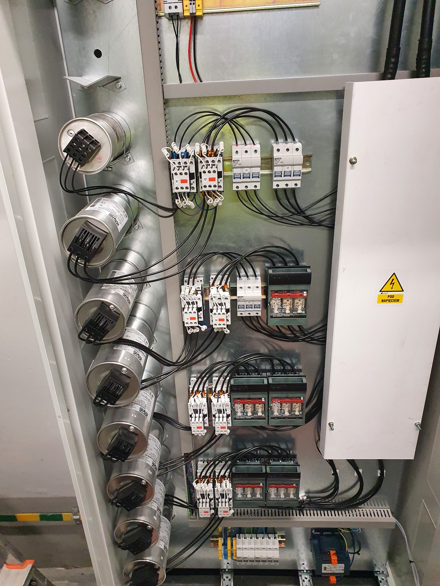 Kompensacja mocy ,chłodnie spożywcze .