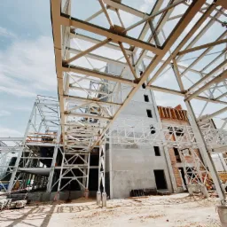 Konstrukcja estakady rurociągowej