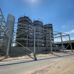 Konstrukcja zbiorników i stacji załadunku na samochody