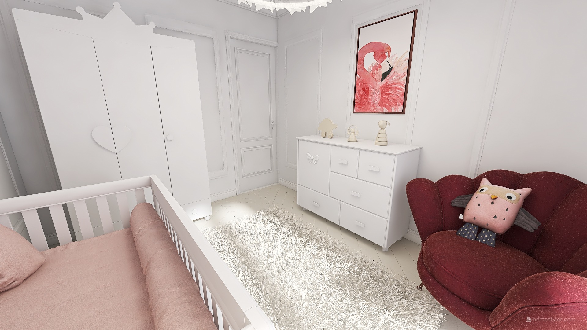 Pokój dziecięcy w bieli z akcentami różu i bordo: białe meble, łóżeczko z różową pościelą, komoda z dekoracyjną kokardką, puszysty dywan i bordowy fotel z poduszką w kształcie sowy, na ścianie...