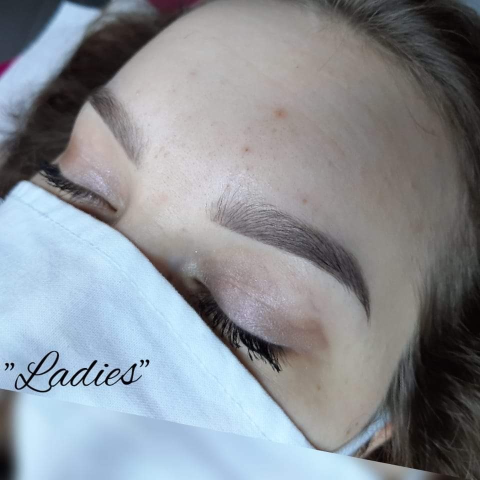 Brwi permanentne po wygojeniu