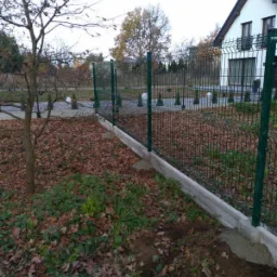 Montaż ogrodzenia wraz z bramą