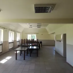 Wykonaliśmy: Uzupełnienie ubytków w ścianach(Pęknięcia, otwory), zabezpieczenie powierzchni i malowanie.