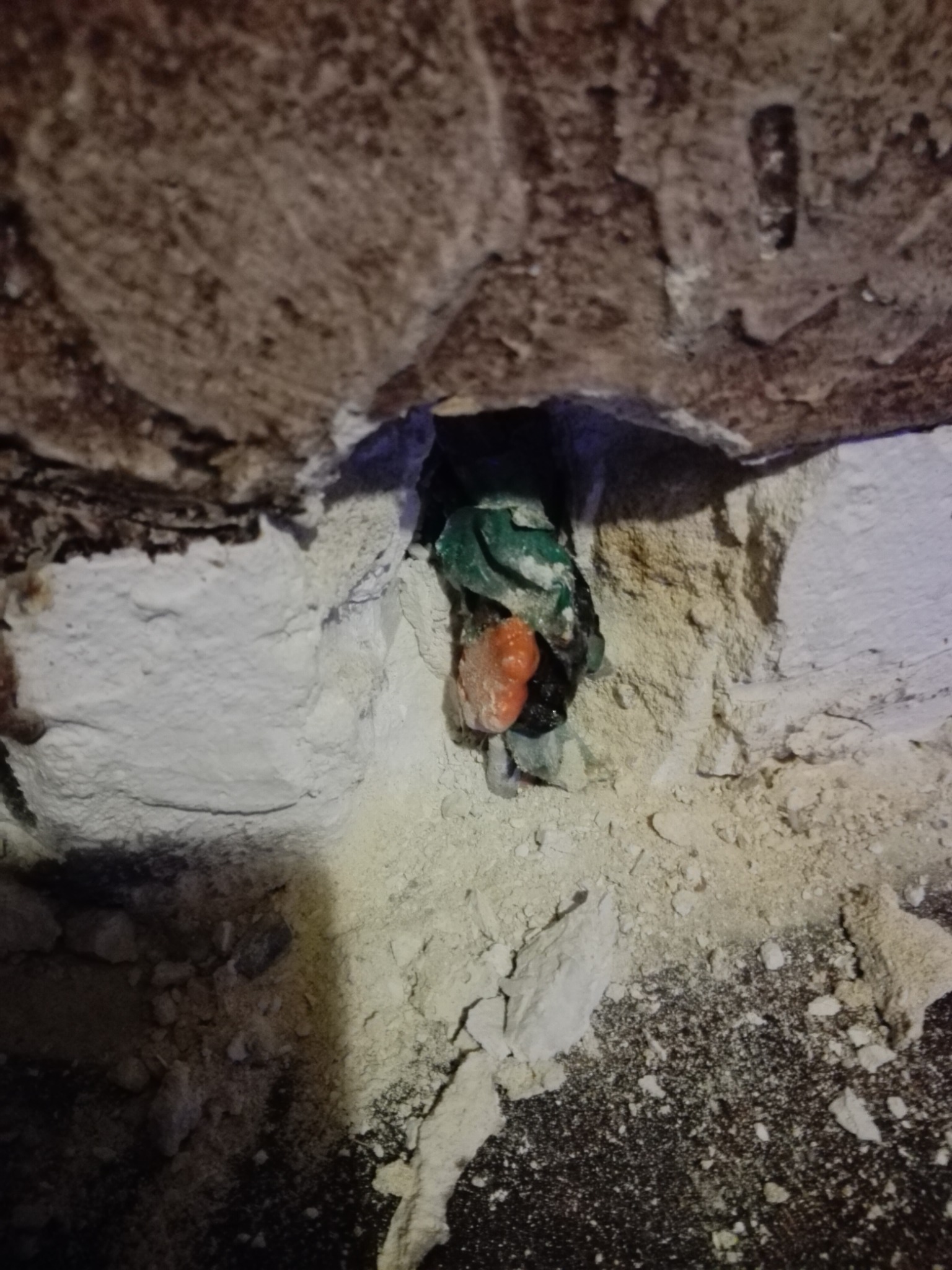 Zajmujemy się usterkami od wielu lat ,posiadamy więc wysoką frekwencję napraw w waszych domach.