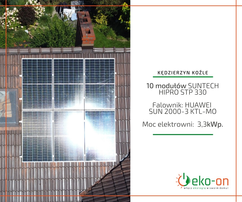 Widok z góry na panele słoneczne SUNTECH HIPRO STP 330 zainstalowane na dachu z dachówki ceramicznej, z widocznym kominem i zielenią w tle oraz logo firmy Eko-on.