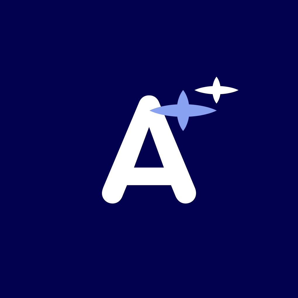 Grafika wektorowa przedstawiająca białą literę A z zaokrąglonymi krawędziami, nad którą znajdują się dwie gwiazdki: jedna błękitna, druga biała, na ciemnoniebieskim tle.