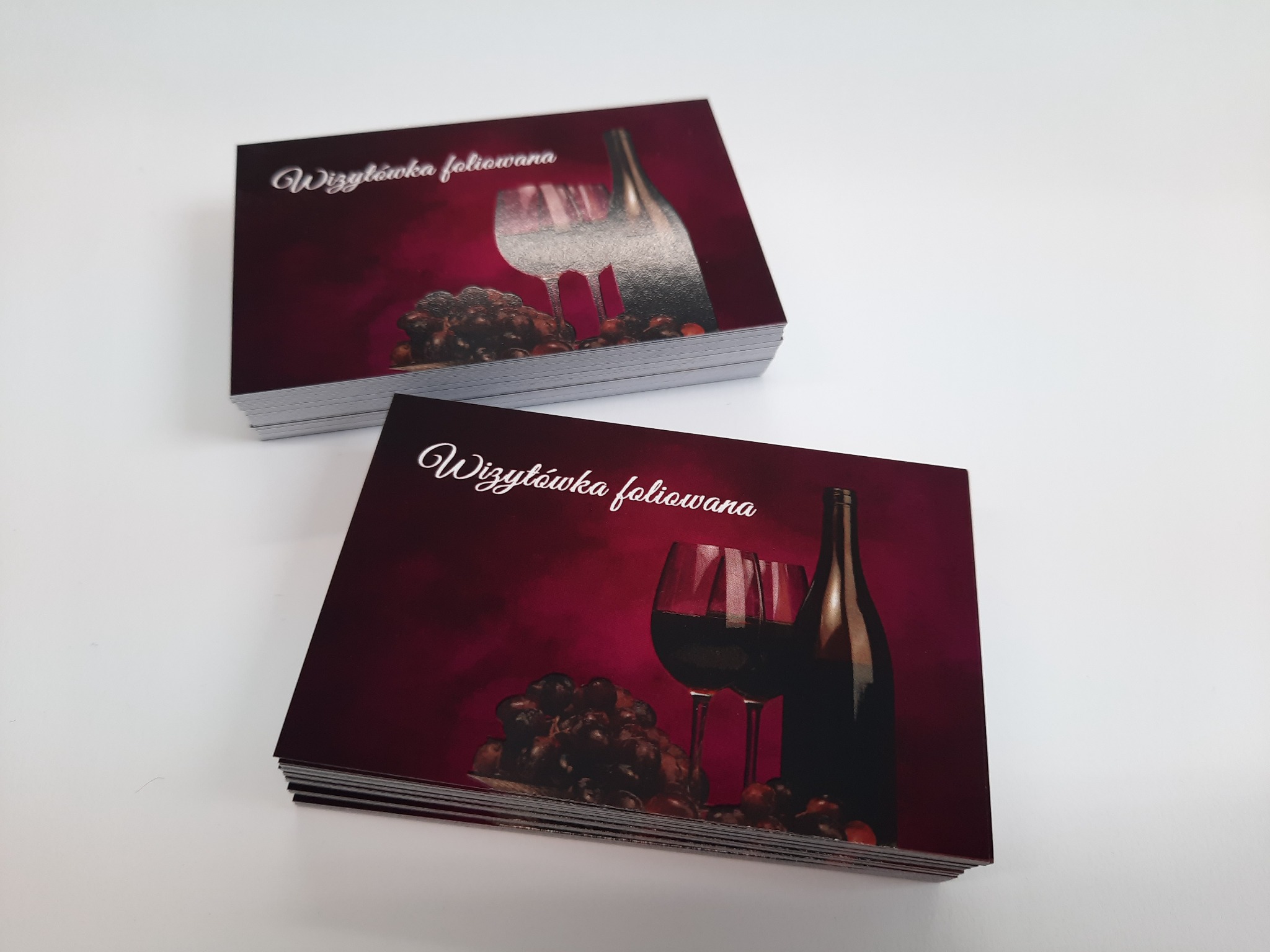 szeroki wybór wizytówek wizytówki 'soft touch' z lakierem wybiórczym