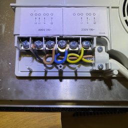podłączenie płyty indukcyjnej przewodem 4x2,5mm²