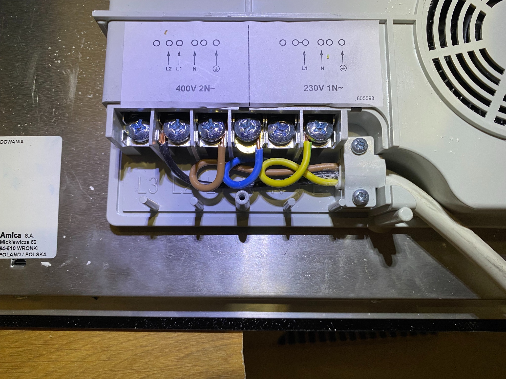 podłączenie płyty indukcyjnej przewodem 4x2,5mm²