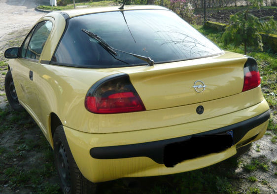 Opel Tigra 1,4 benz. 1997r