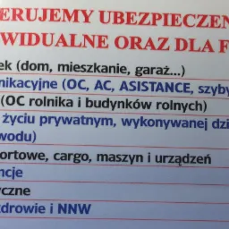 Lista oferowanych ubezpieczeń indywidualnych i dla firm, w tym majątkowe, komunikacyjne OC, rolne, transportowe, gwarancje, turystyczne, na życie, zdrowie i NNW.