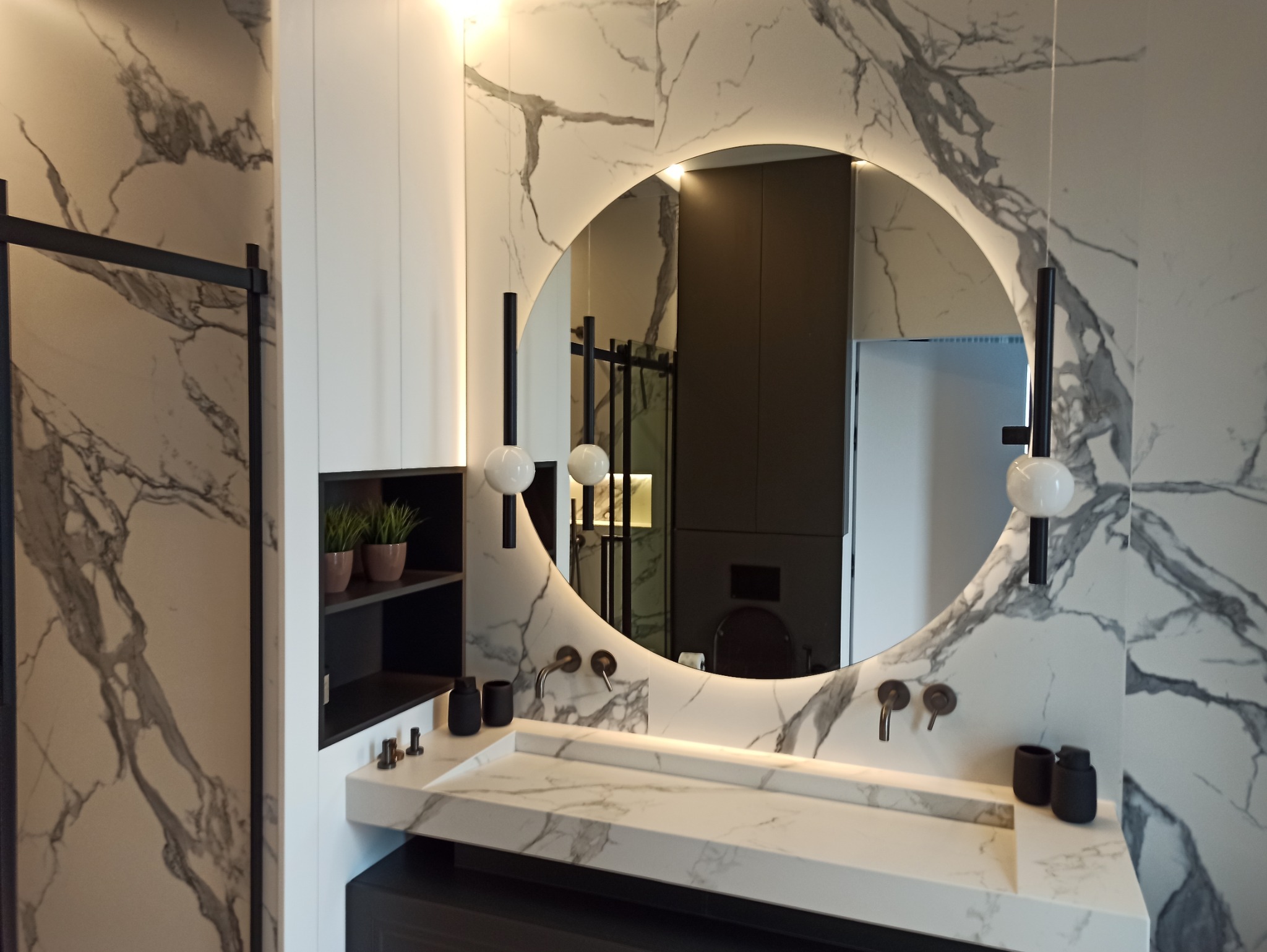 Lustro z podświetleniem LED