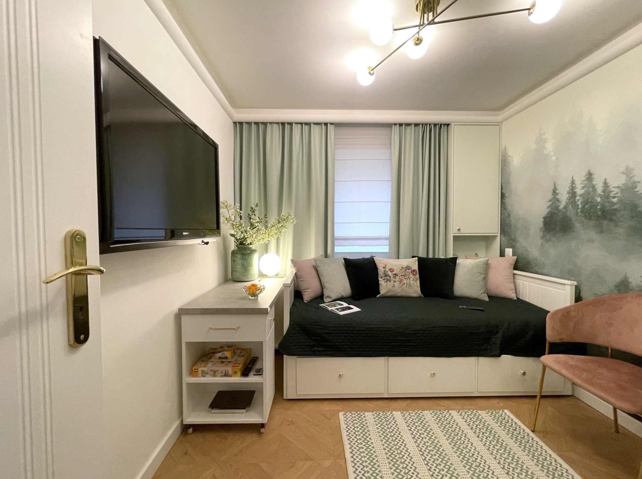 Mieszkanie w Zakopanem, pokój nastolatki.