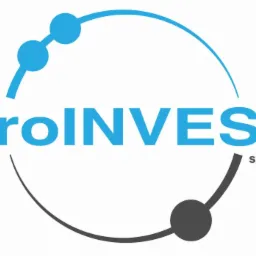 Niebiesko-szare logo firmy proINVEST sp. z o.o. z elementami graficznymi w postaci okręgów i łuków.