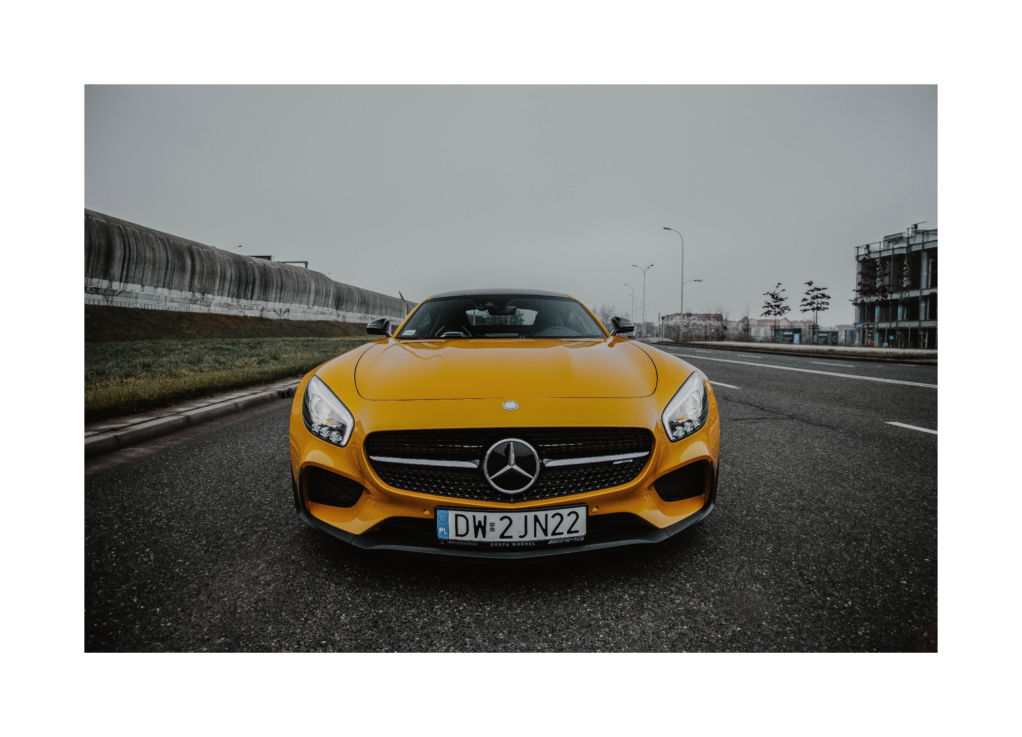 Mercedes GTS - sesja dla wypożyczalni samochodów sportowych.