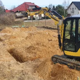 Kopanie ław fundamentowych