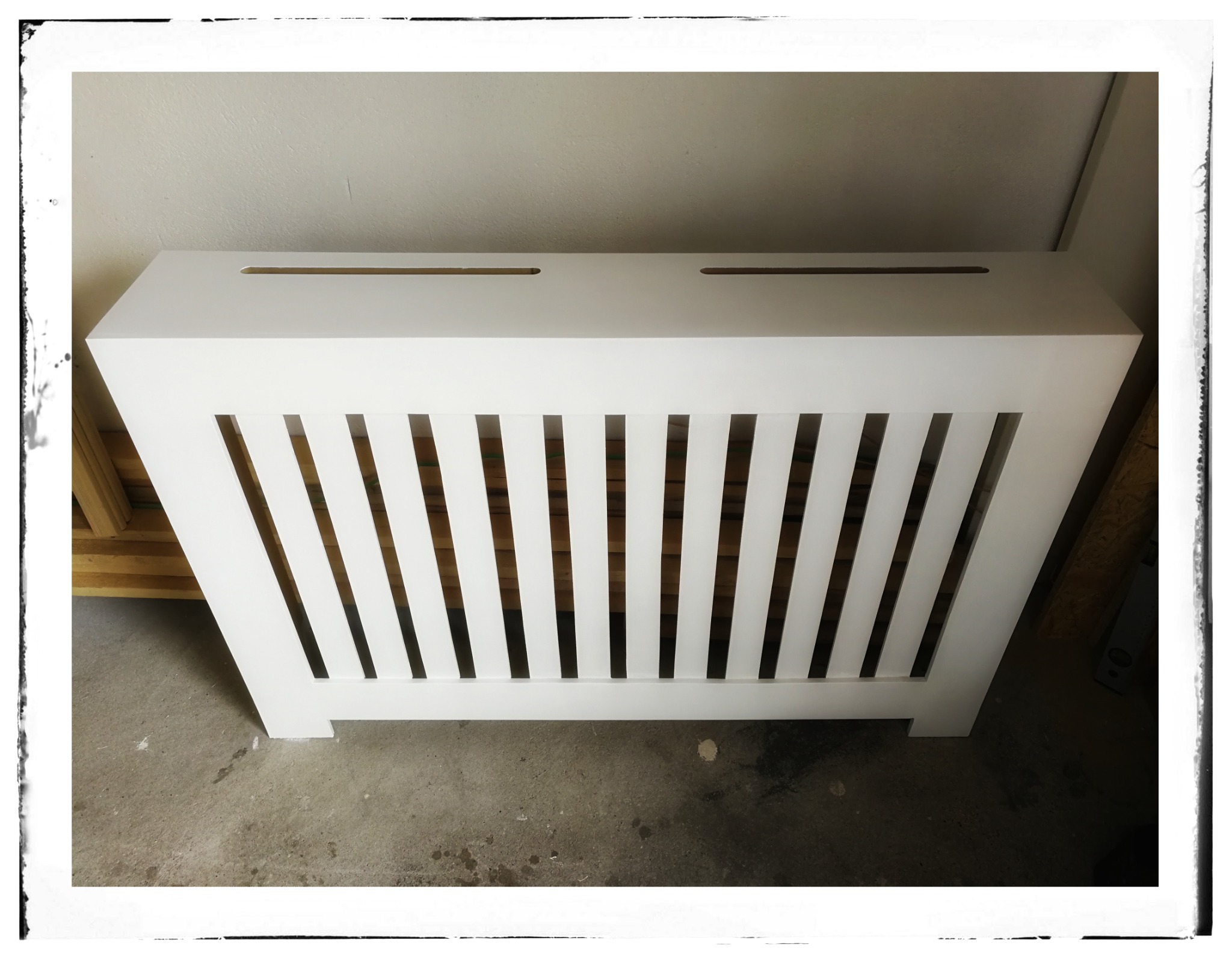 wykonuję zabudowy kaloryfera na wymiar