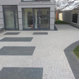 Układanie kostki brukowej Strzebielino 2