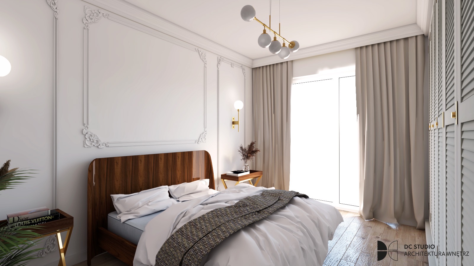 Nowoczesna sypialnia z drewnianym łóżkiem, białymi ścianami zdobionymi sztukaterią, zasłoniętym oknem, lampą wiszącą z kulistymi kloszami i szafą z żaluzjowymi drzwiami.